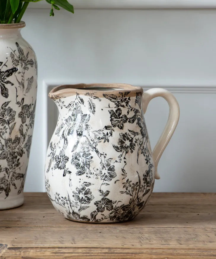 Black Floral Jug Short