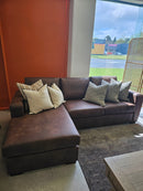 Forme 2.5 Seater + 3.5 seater with Footbox Eastwood Bison