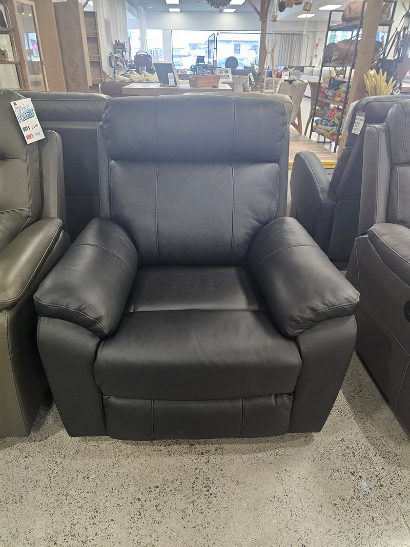 Molly Manual Recliner Black