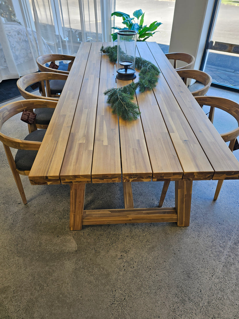 Antigua Dining Table 250 x 100