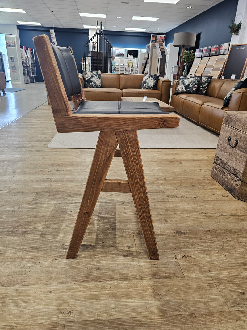 Dandou Bar Stool Leather