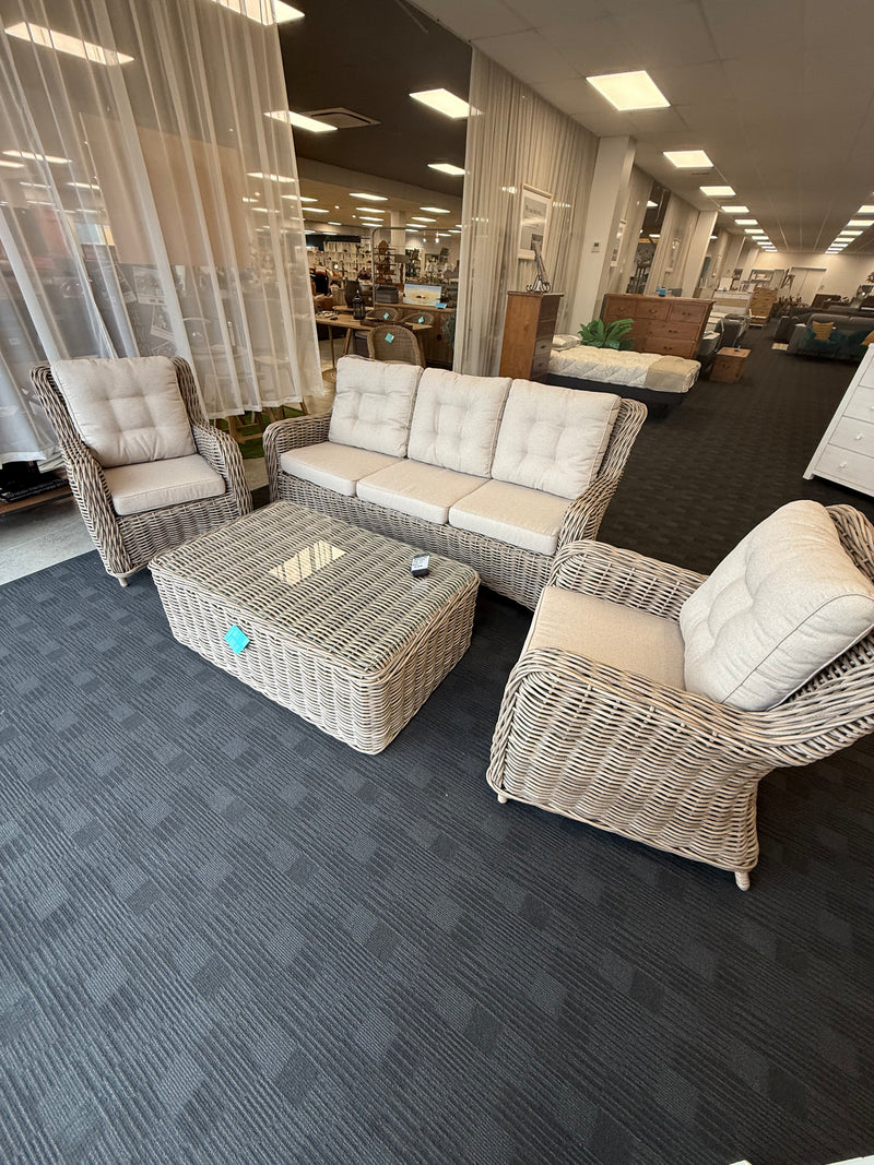 Barakaldo High Back 4 piece Outdoor Lounge Set.