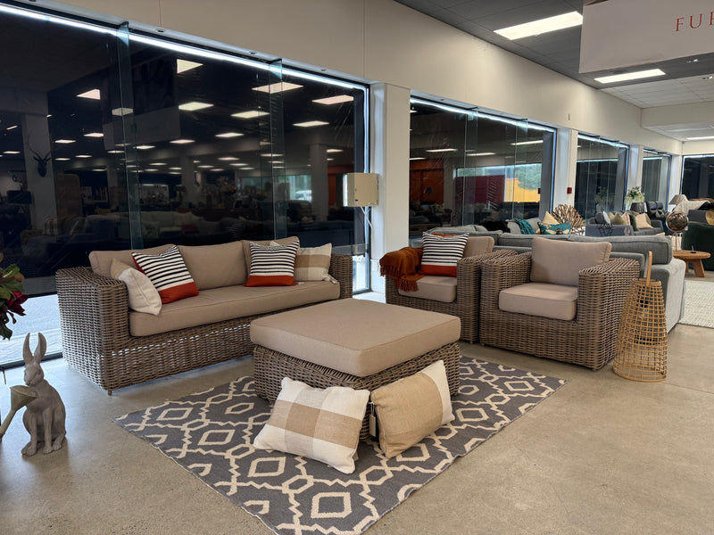 Cervo Outdoor Lounge Set