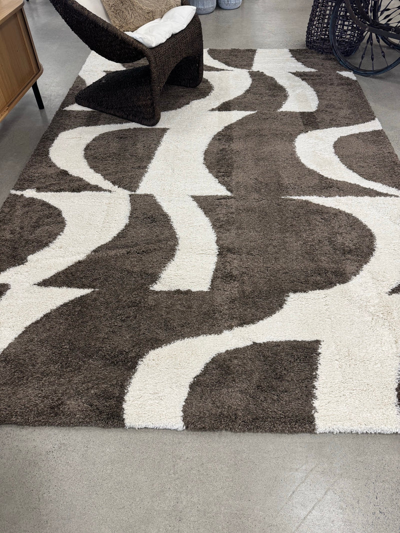 Laine Rug Contrast Walnut