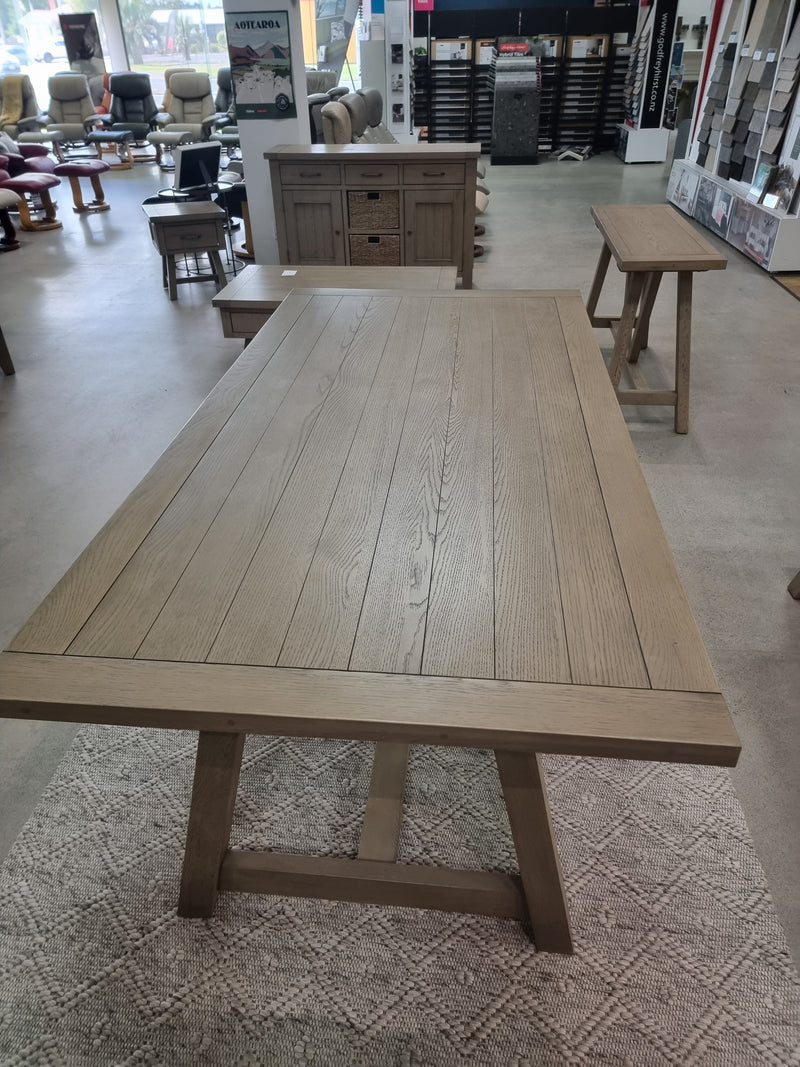 Grayson Dining Table 1600mm