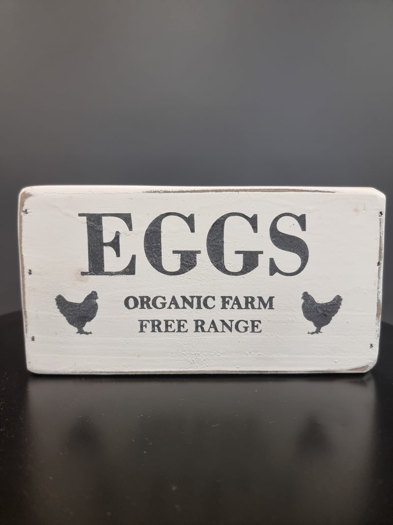 Vintage Inspired Wooden Egg Box White   6