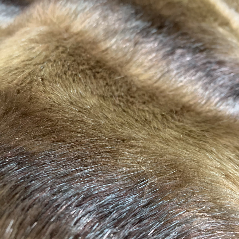 Classic Oppossum Fur throw - Brown
